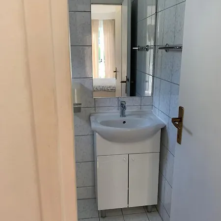 Antony 2 Apartment